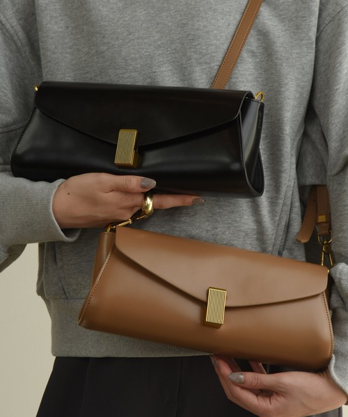 Amiur（エミレ）の「cannolo bag / カンノーロバッグ（ショルダーバッグ・レディース・ブラック/キャメル/ベージュ・FREE）」の5枚目の写真