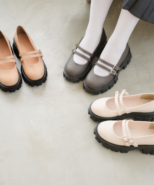 Newlyme（ニューリーミー）の「トラックソールメリージェーンパンプス（パンプス・レディース・ベージュ/グレー/オフホワイト・25cm/24.5cm/24cm/23.5cm/23cm/22.5cm）」の22枚目の写真