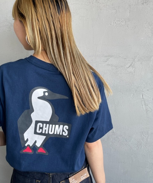 CHUMS（チャムス）の「[CHUMS/チャムス] BOOBY バックプリント ショートスリーブTシャツ（Tシャツ/カットソー・レディース・ブラック/グレイッシュベージュ/ブルーグリーン/ホワイト×ネイビー/ネイビー/ホワイト・M/L/XL/XXL）」の5枚目の写真