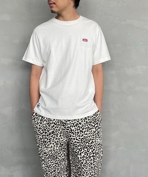 CHUMS（チャムス）の「[CHUMS/チャムス] BOOBY バックプリント ショートスリーブTシャツ（Tシャツ/カットソー・レディース・ブラック/グレイッシュベージュ/ブルーグリーン/ホワイト×ネイビー/ネイビー/ホワイト・M/L/XL/XXL）」の7枚目の写真