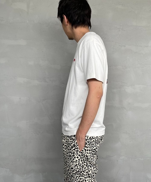 CHUMS（チャムス）の「[CHUMS/チャムス] BOOBY バックプリント ショートスリーブTシャツ（Tシャツ/カットソー・レディース・ブラック/グレイッシュベージュ/ブルーグリーン/ホワイト×ネイビー/ネイビー/ホワイト・M/L/XL/XXL）」の8枚目の写真