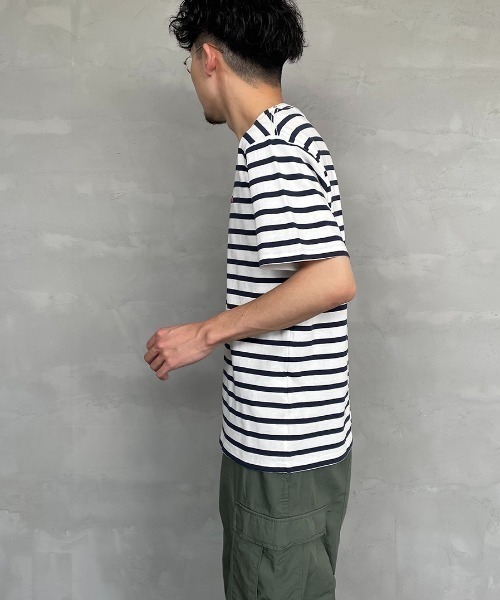 CHUMS（チャムス）の「[CHUMS/チャムス] BOOBY バックプリント ショートスリーブTシャツ（Tシャツ/カットソー・レディース・ブラック/グレイッシュベージュ/ブルーグリーン/ホワイト×ネイビー/ネイビー/ホワイト・M/L/XL/XXL）」の14枚目の写真