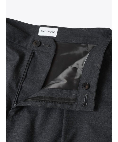 ENCIRCLE(エンサークル)の「【ENCIRCLE/エンサークル】One tuck shorts/ワンタックシショート(パンツ)(その他パンツ・レディース・チャコールグレー・1/2)」の8枚目の写真