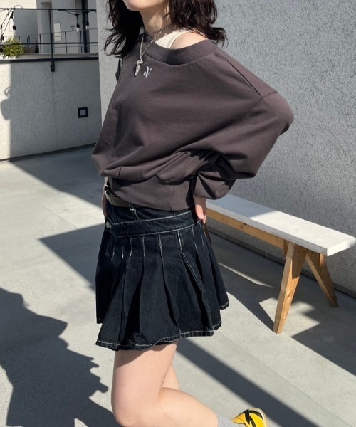 nemne store(ネンネストア)の「【低身長サイズあり】ワンポイント刺繍マルチオフショルスウェット(スウェット・レディース・オートミール/スミクロ・MEDIUM/SMALL)」の14枚目の写真