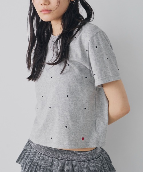 Aunt Marie's(アントマリーズ)の「ハート刺繍コンパクトミニTシャツ(Tシャツ/カットソー・レディース・グレー/ブラック/ホワイト・FREE)」の21枚目の写真