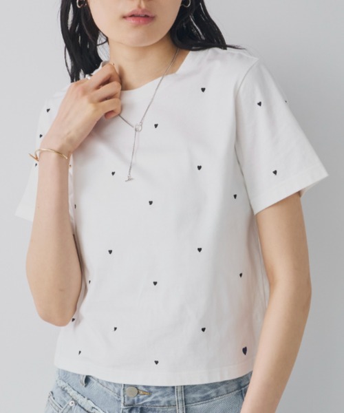 Aunt Marie's(アントマリーズ)の「ハート刺繍コンパクトミニTシャツ(Tシャツ/カットソー・レディース・グレー/ブラック/ホワイト・FREE)」の5枚目の写真