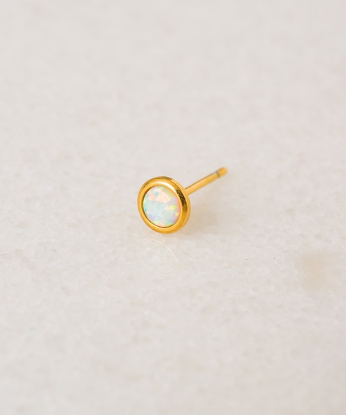 muku（ムク）の「金属アレルギー対応　ミニストーンピアス/サージカルステンレス/316L（ピアス（両耳用）・レディース・ゴールド/シルバー・FREE）」の11枚目の写真