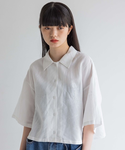 yuw(ユウ)の「シシュウシャツ/SS 113128(シャツ/ブラウス・レディース・ホワイト/ブラック・FREE)」の14枚目の写真