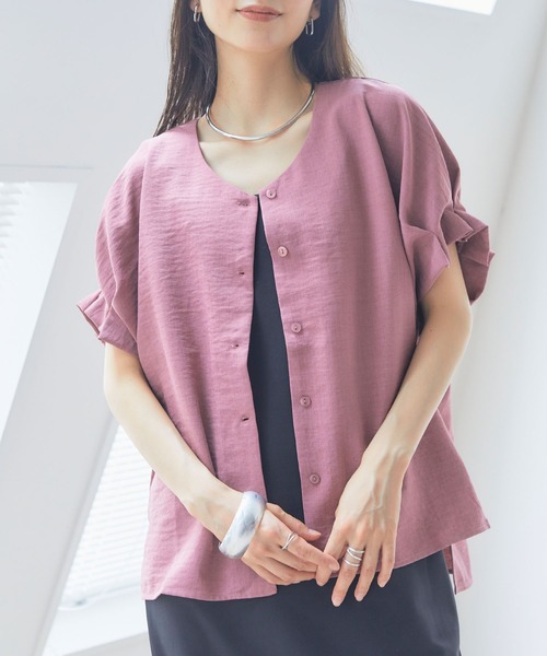 CROSS FUNCTION（クロスファンクション）の「《洗える・シワになりにくい・UVカット・接触冷感》サマナチュラ袖ボリュームタックブラウス【CF/クロスファンクション】セットアップ可能（シャツ/ブラウス・レディース・モカ/ネイビー/ピンク/ライトベージュ/ライトブルー/チャコールグレー・S/M/L/LL）」の6枚目の写真