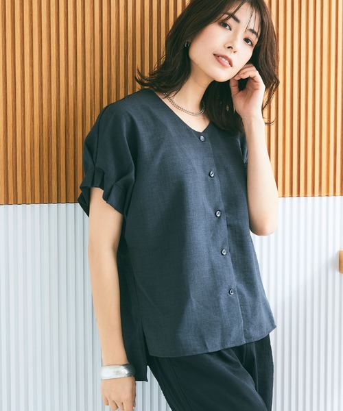 CROSS FUNCTION（クロスファンクション）の「《洗える・シワになりにくい・UVカット・接触冷感》サマナチュラ袖ボリュームタックブラウス【CF/クロスファンクション】セットアップ可能（シャツ/ブラウス・レディース・モカ/ネイビー/ピンク/ライトベージュ/ライトブルー/チャコールグレー・S/M/L/LL）」の13枚目の写真