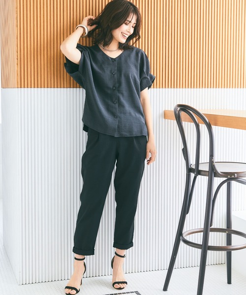 CROSS FUNCTION（クロスファンクション）の「《洗える・シワになりにくい・UVカット・接触冷感》サマナチュラ袖ボリュームタックブラウス【CF/クロスファンクション】セットアップ可能（シャツ/ブラウス・レディース・モカ/ネイビー/ピンク/ライトベージュ/ライトブルー/チャコールグレー・S/M/L/LL）」の15枚目の写真