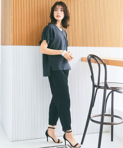 CROSS FUNCTION（クロスファンクション）の「《洗える・シワになりにくい・UVカット・接触冷感》サマナチュラ袖ボリュームタックブラウス【CF/クロスファンクション】セットアップ可能（シャツ/ブラウス・レディース・モカ/ネイビー/ピンク/ライトベージュ/ライトブルー/チャコールグレー・S/M/L/LL）」の16枚目の写真