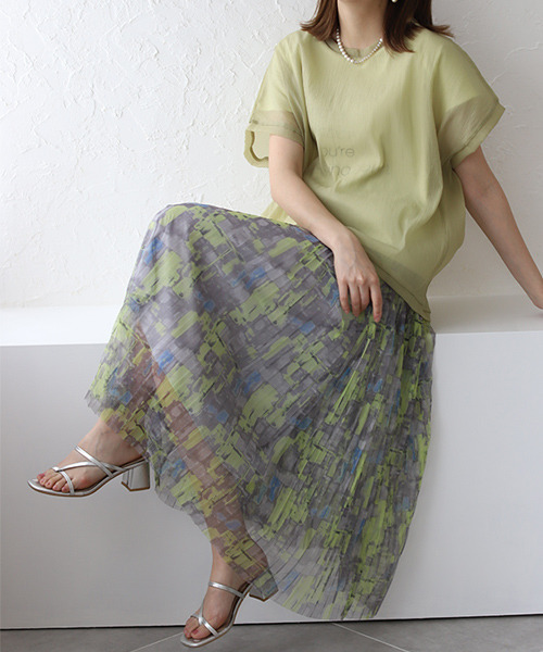 REAL CUBE（リアルキューブ）の「チュールプリーツぼかしプリント2wayスカート（スカート・レディース・イエロー系その他/パープル系その他・M）」の2枚目の写真