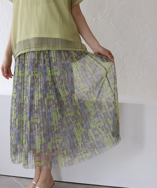 REAL CUBE（リアルキューブ）の「チュールプリーツぼかしプリント2wayスカート（スカート・レディース・イエロー系その他/パープル系その他・M）」の4枚目の写真