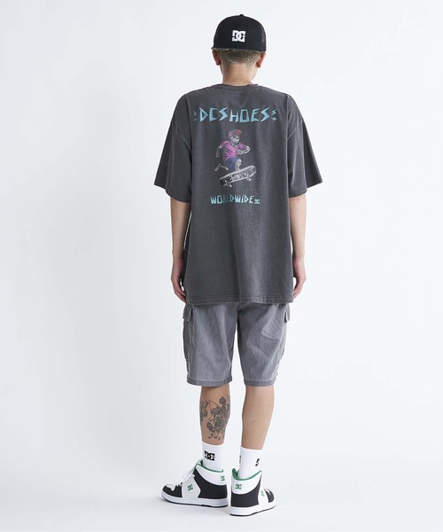 DC SHOES(ディーシーシューズ)の「24 SKATE SKULL SS/DCバックプリント半袖Tシャツ(Tシャツ/カットソー・メンズ・ブラック/ホワイト/サンドベージュ/ブラック系その他・MEDIUM/LARGE/X-LARGE)」の6枚目の写真