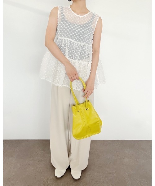 Torrazzo Donna(トラッゾドンナ)の「2wayドットティアードトップス(タンクトップ・レディース・ホワイト/ブラック・FREE)」の7枚目の写真