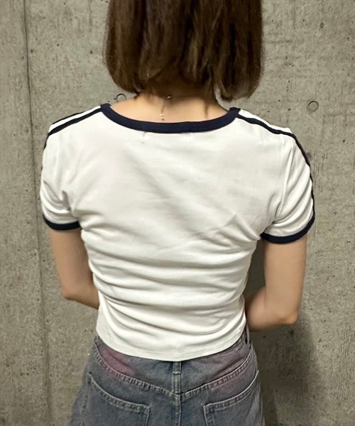 .KOM(ドットコム)の「A'GEM/9 × .kom 『.KOM/ドットケーオーエム』 リンガーショートスリーブ(Tシャツ/カットソー・レディース・ネイビー/アイボリー・FREE)」の5枚目の写真