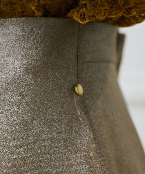 INED CLARO（イネドクラロ）の「ヴィンテージラメナロースカート（スカート・レディース・サンドグレー/ブラウン・フリー）」の18枚目の写真