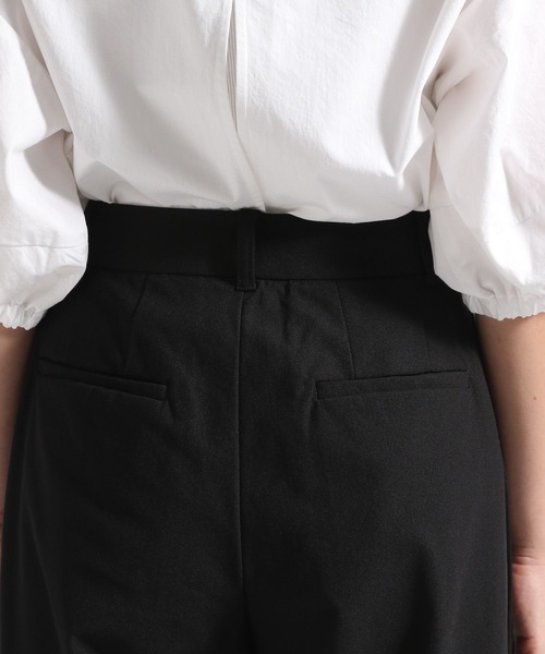 STERNBERG（スタンバーグ）の「カラミサテンワイドパンツ（その他パンツ・レディース・ブラック・LARGE/MEDIUM）」の22枚目の写真