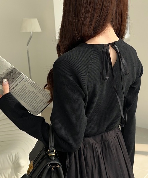 mily bilet(ミウィビレット)の「【mily bilet】程よい甘さと女性らしさを演出。テープリボン使い胸刺繍ニットプルオーバー(ニット/セーター・レディース・ブラック/アイボリー/ピンク/ブルー・SMALL/MEDIUM/LARGE/X-LARGE)」の19枚目の写真