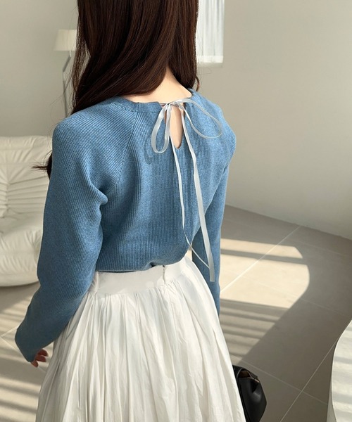 mily bilet(ミウィビレット)の「【mily bilet】程よい甘さと女性らしさを演出。テープリボン使い胸刺繍ニットプルオーバー(ニット/セーター・レディース・ブラック/アイボリー/ピンク/ブルー・SMALL/MEDIUM/LARGE/X-LARGE)」の21枚目の写真