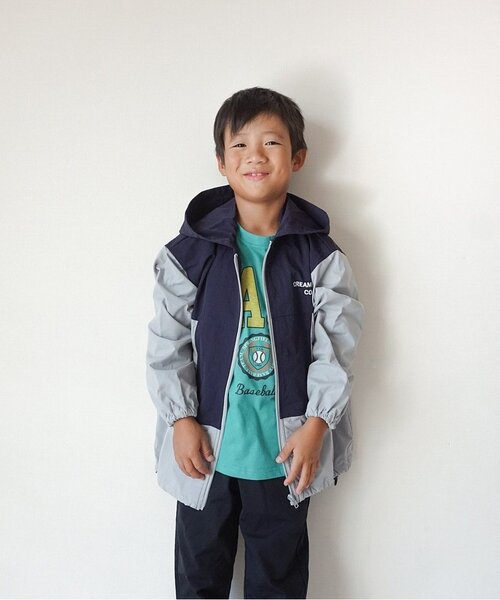 BREEZE(ブリーズ)の「【WEB限定】カレッジバリエーションTシャツ(Tシャツ/カットソー・キッズ・ミント/チャコール/エメラルド/ブルー/イエロー/ピンク/オフホワイト/レッド/ネイビー/グレー・150/100/90/80/120/110/130/140)」の13枚目の写真