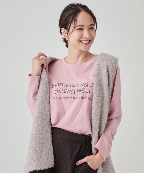 Cutie Blonde（キューティーブロンド）の「◆【洗える】腰回りをカバー アソートプリントロンT（Tシャツ/カットソー・レディース・チャコール/ベージュ系4/ホワイト系その他/ブラック系5/チャコールグレー/ピンク系8・02/03/04）」の6枚目の写真