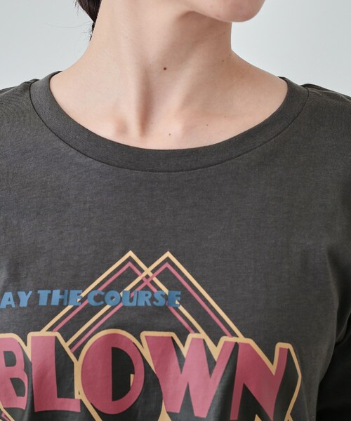 Cutie Blonde（キューティーブロンド）の「◆【洗える】腰回りをカバー アソートプリントロンT（Tシャツ/カットソー・レディース・チャコール/ベージュ系4/ホワイト系その他/ブラック系5/チャコールグレー/ピンク系8・02/03/04）」の9枚目の写真