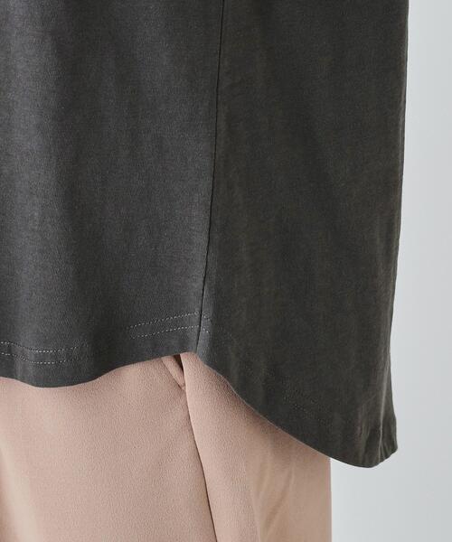 Cutie Blonde（キューティーブロンド）の「◆【洗える】腰回りをカバー アソートプリントロンT（Tシャツ/カットソー・レディース・チャコール/ベージュ系4/ホワイト系その他/ブラック系5/チャコールグレー/ピンク系8・02/03/04）」の7枚目の写真