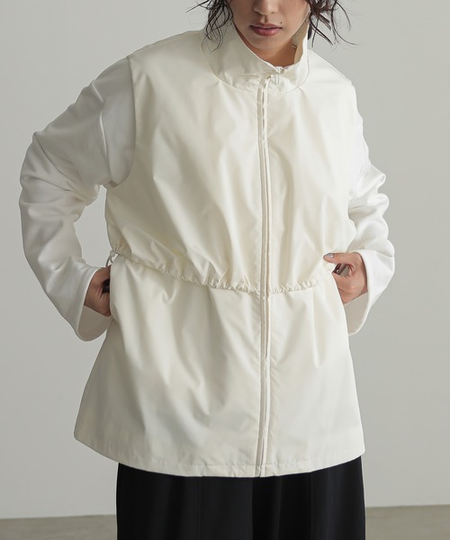 for/c（フォーシー）の「撥水タフタベスト【サスティナブル】（ブルゾン・レディース・アイボリー/ブラック・M/L）」の4枚目の写真