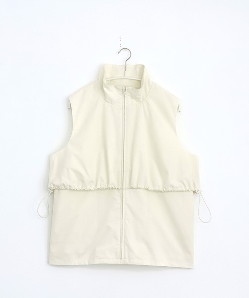 for/c（フォーシー）の「撥水タフタベスト【サスティナブル】（ブルゾン・レディース・アイボリー/ブラック・M/L）」の17枚目の写真