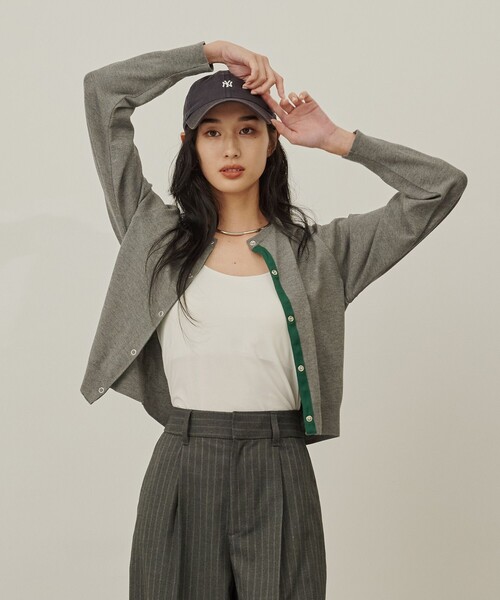 CITY TOKYO（シティトウキョウ）の「プレーンショートニットカーデ（カーディガン/ボレロ・レディース・ブラック/グリーン/グレー・FREE）」の2枚目の写真