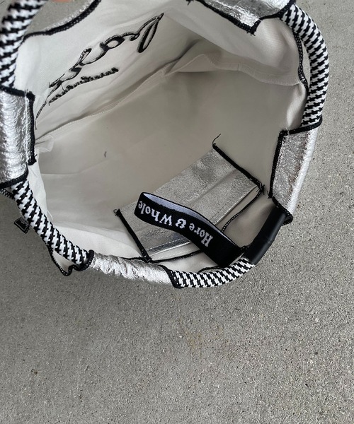 210nouve（トゥージュヌーブ）の「デザイン 刺繍 ミニ マーケット ハンドバッグ（ハンドバッグ・レディース・ゴールド/シルバー/ネイビー/ブラック/グレー系その他/ピンク系その他/ブラウン系その他・FREE）」の9枚目の写真