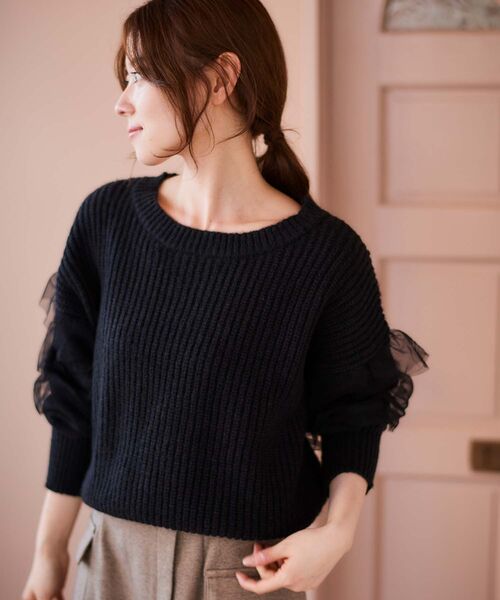 le.coeur blanc(ルクールブラン)の「チュール使いボリュームニットプルオーバー(ニット/セーター・レディース・ブラック/グレイッシュベージュ/グレー・38)」の12枚目の写真