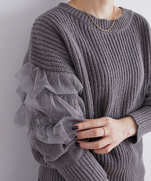 le.coeur blanc(ルクールブラン)の「チュール使いボリュームニットプルオーバー(ニット/セーター・レディース・ブラック/グレイッシュベージュ/グレー・38)」の19枚目の写真