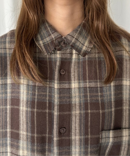 kutir（クティール）の「フリンジオーバーチェックネルシャツ（シャツ/ブラウス・レディース・ブラウン/ネイビー/ベージュ・FREE）」の4枚目の写真