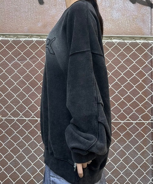 ストリート系スウェットシャツ 黒 XU（エックスユー）の「ストリートファッション XU エックスユー