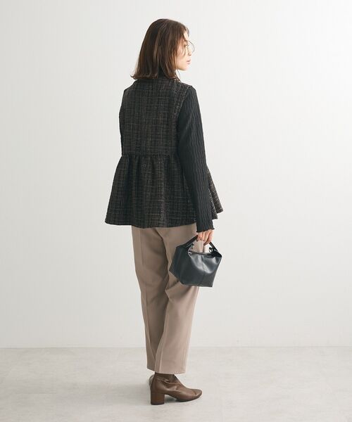 Green　Parks（グリーンパークス）の「ラメツィードペプラムベスト（ベスト・レディース・ブラック/ライトベージュ・FREE）」の6枚目の写真