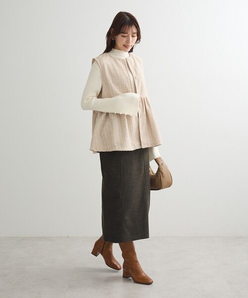 Green　Parks（グリーンパークス）の「ラメツィードペプラムベスト（ベスト・レディース・ブラック/ライトベージュ・FREE）」の14枚目の写真