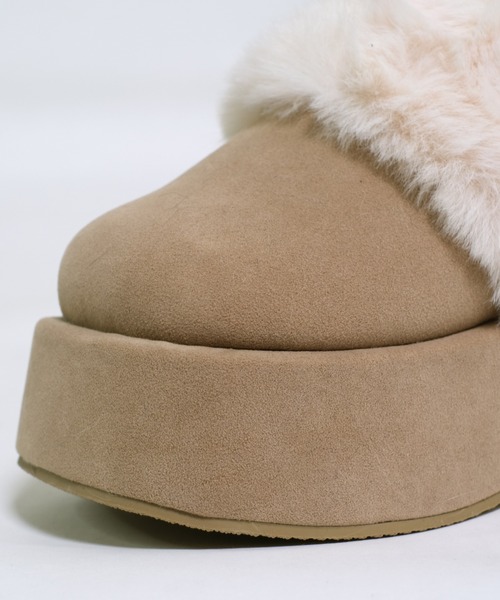 shopnikoniko（ショップニコニコ）の「フェイクムートン ボリュームソール 厚底サボサンダル（スリッポン・レディース・ブラック/ブラウン/ベージュ・S/M/L/LL）」の12枚目の写真