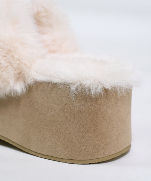 shopnikoniko（ショップニコニコ）の「フェイクムートン ボリュームソール 厚底サボサンダル（スリッポン・レディース・ブラック/ブラウン/ベージュ・S/M/L/LL）」の13枚目の写真