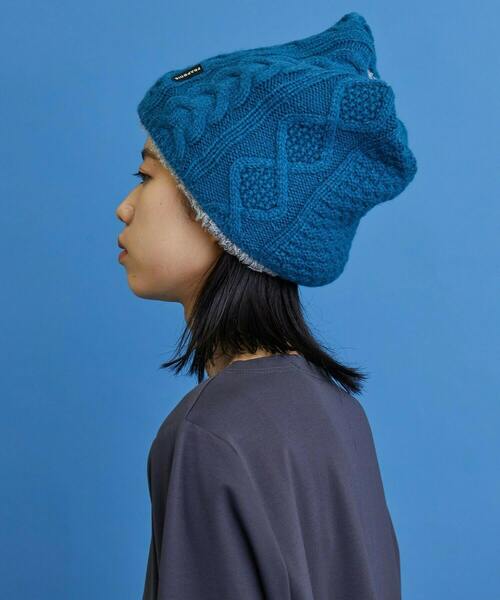 FRAPBOIS(フラボア)の「ケーブルシャギー ネックウォーマー(ネックウォーマー/スヌード・レディース・オフホワイト/ブルーグリーン・FREE)」の5枚目の写真