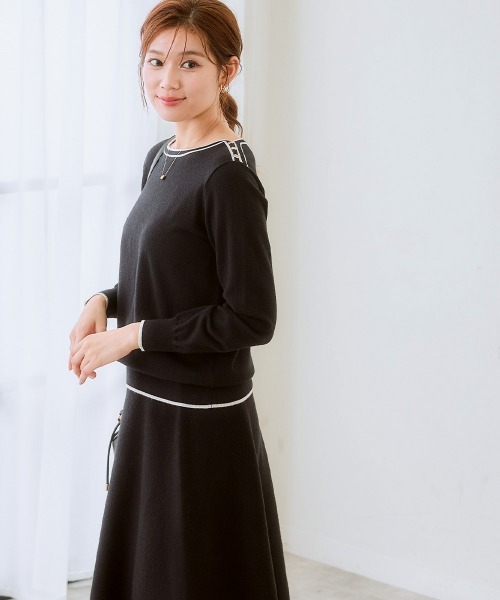 7days Life Styling（セブンデイズライフスタイリング）の「肩ボタン配色ボートネックニット（毛玉になりにくい・タンブル乾燥OK）（ニット/セーター・レディース・アイボリー/杢グレー/ブラック・S/M/L/LL/3L）」の7枚目の写真