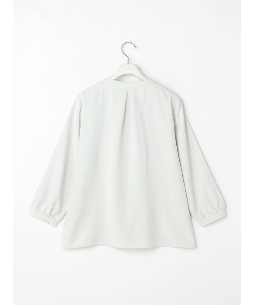 Perfect Suit FActory(パーフェクトスーツファクトリー)の「【UVカット/防しわ】パウダーストレッチ ボウタイ7分袖ブラウス ホワイト/グレー/ベージュ(シャツ/ブラウス・レディース・オフホワイト/ライトグレー/ベージュ・S/M/L)」の10枚目の写真
