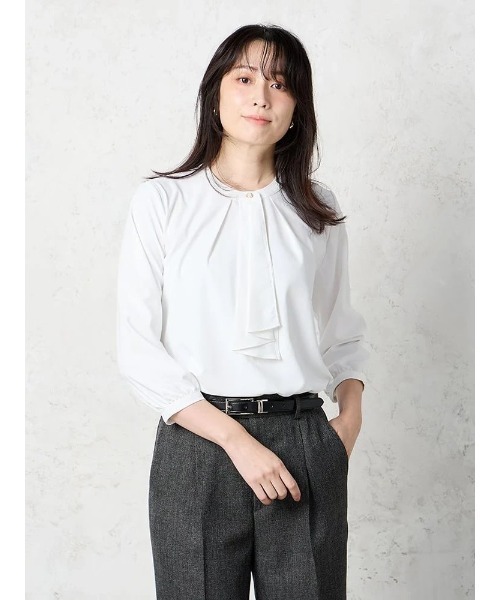 Perfect Suit FActory(パーフェクトスーツファクトリー)の「【UVカット/防しわ】パウダーストレッチ ボウタイ7分袖ブラウス ホワイト/グレー/ベージュ(シャツ/ブラウス・レディース・オフホワイト/ライトグレー/ベージュ・S/M/L)」の20枚目の写真