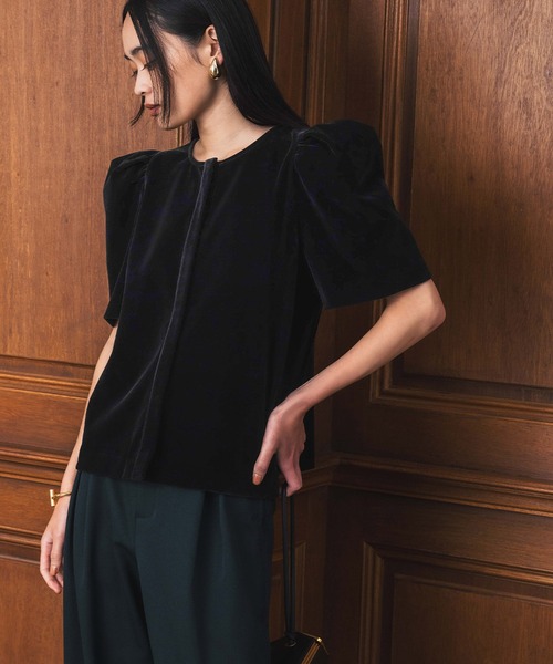 ella ブラック　黒 パフスリーブ 長袖トップス フリース素材 スリーブボタン ステッチ Shirt