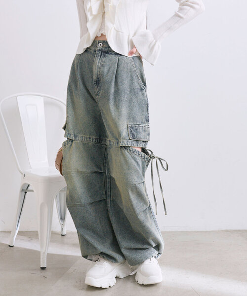 OLIVE des OLIVE（オリーブデオリーブ）の「サイドスリットデニムカーゴパンツ（カーゴパンツ・レディース・ブルー/ブラック・FREE）」の15枚目の写真