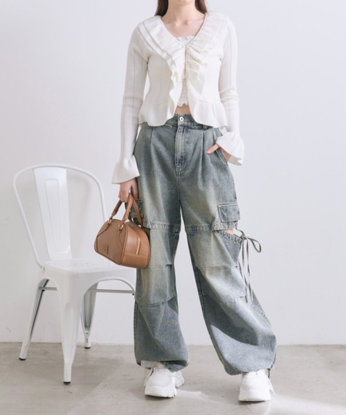 OLIVE des OLIVE（オリーブデオリーブ）の「サイドスリットデニムカーゴパンツ（カーゴパンツ・レディース・ブルー/ブラック・FREE）」の8枚目の写真