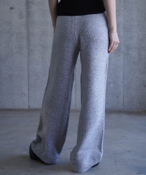 gina tricot(ジーナトリコ)の「Knitted trousers(その他パンツ・レディース・ライトグレー/ベージュ・S/M)」の4枚目の写真