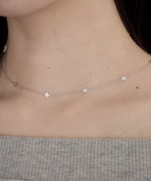 mellowneon(メロウネオン)の「スターチェーンネックレス(ネックレス・レディース・ゴールド/シルバー・FREE)」の2枚目の写真